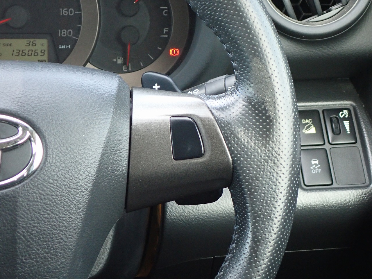 TOYOTA Vanguard
