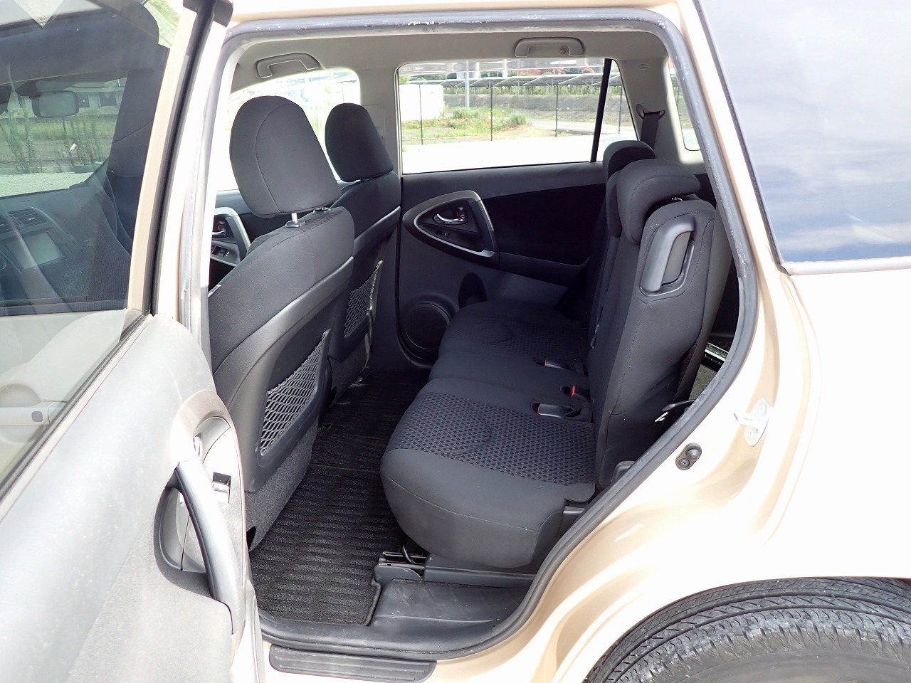 TOYOTA Vanguard
