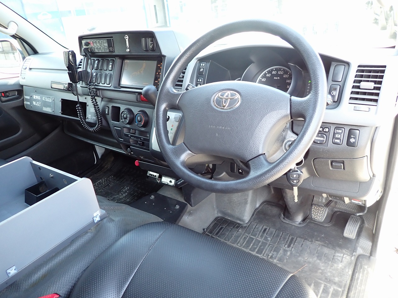 TOYOTA Hiace Wagon