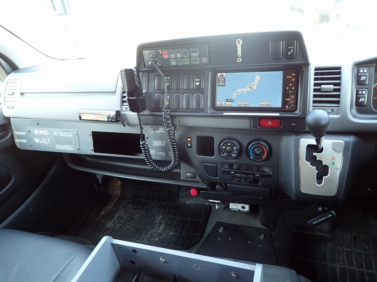 TOYOTA Hiace Wagon