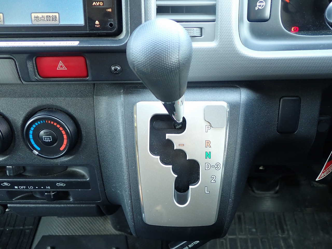 TOYOTA Hiace Wagon