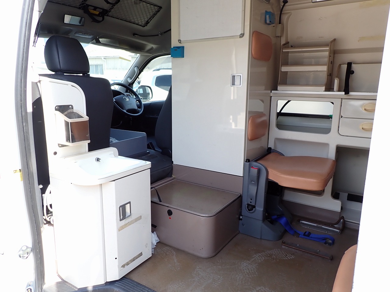 TOYOTA Hiace Wagon