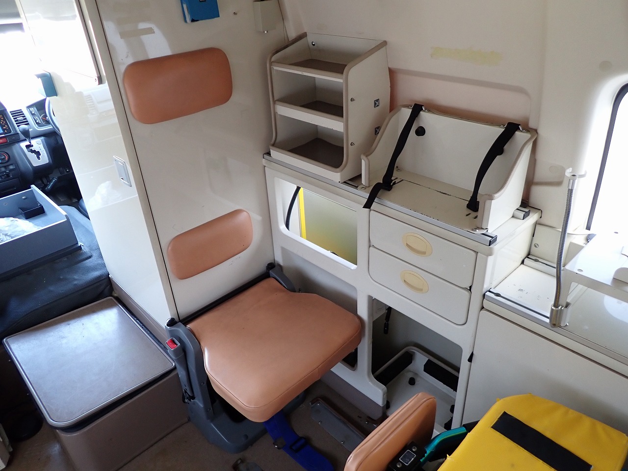 TOYOTA Hiace Wagon