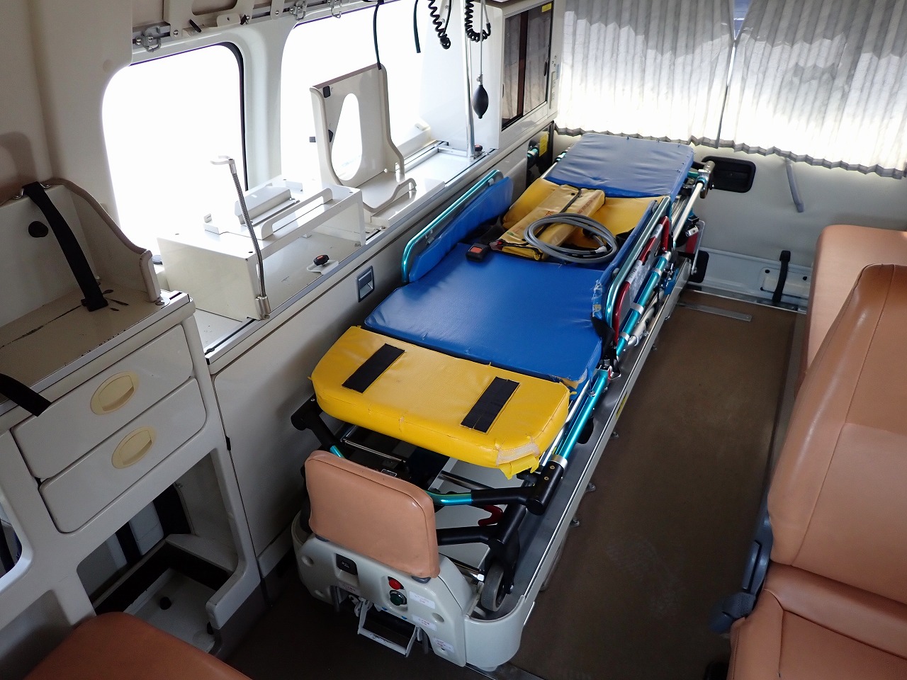 TOYOTA Hiace Wagon