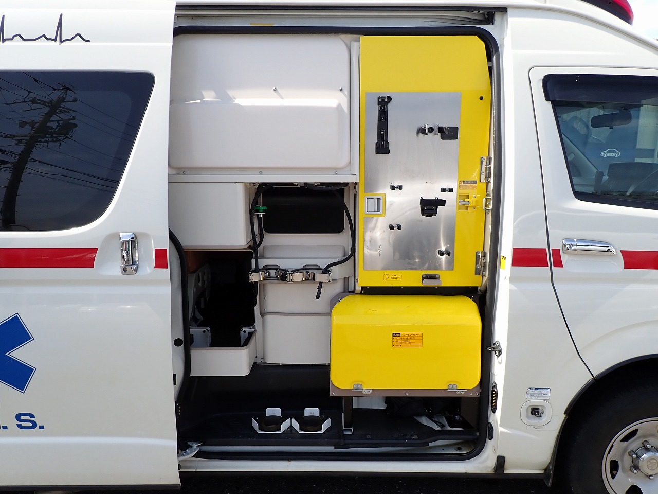 TOYOTA Hiace Wagon