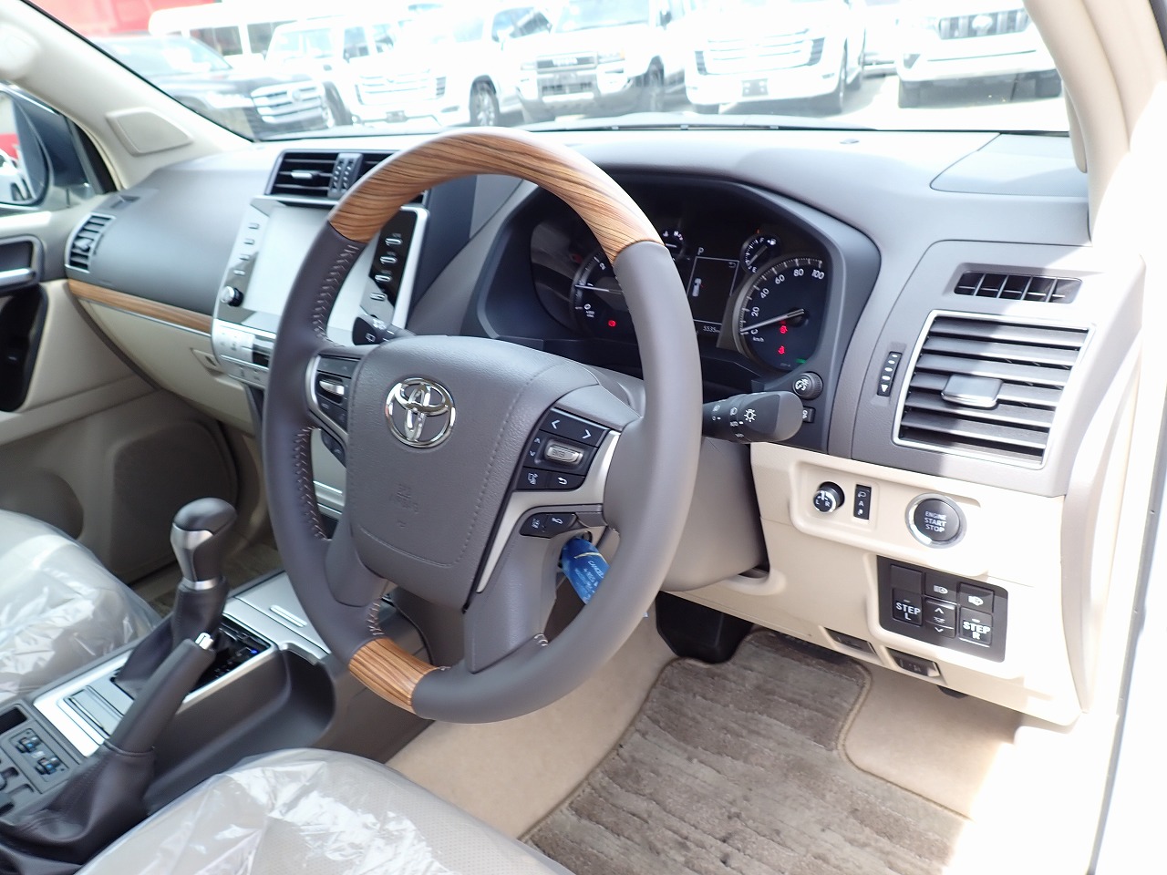 TOYOTA Land Cruiser Prado