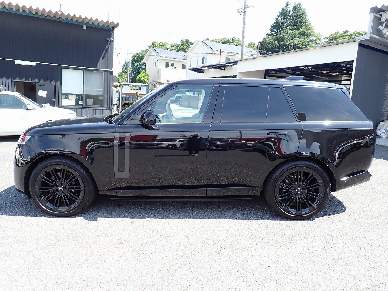 LAND ROVER RANGE ROVER