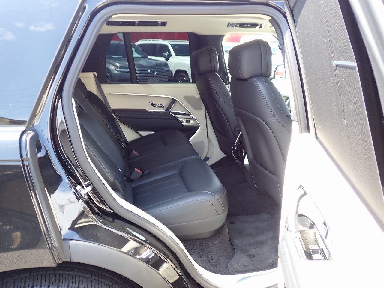 LAND ROVER RANGE ROVER