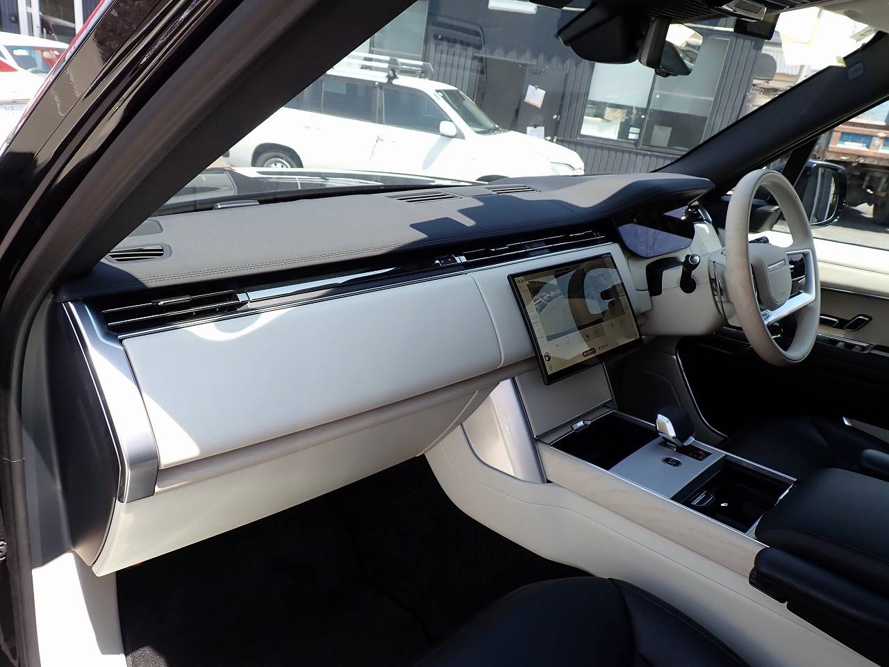 LAND ROVER RANGE ROVER