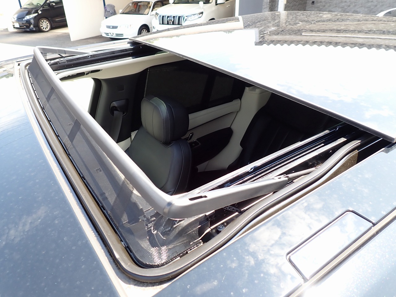LAND ROVER RANGE ROVER