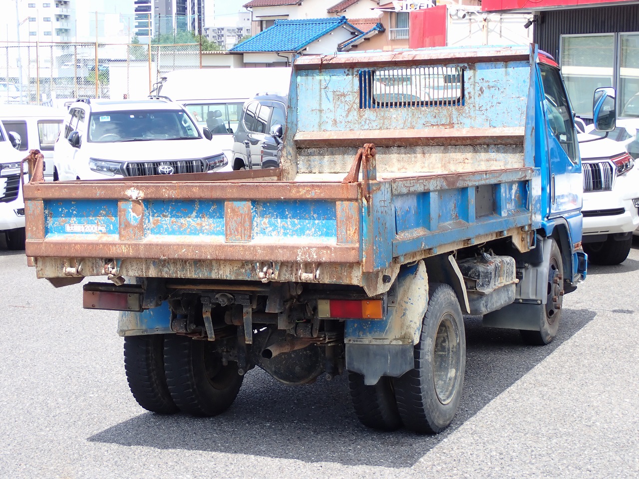 MITSUBISHI Canter