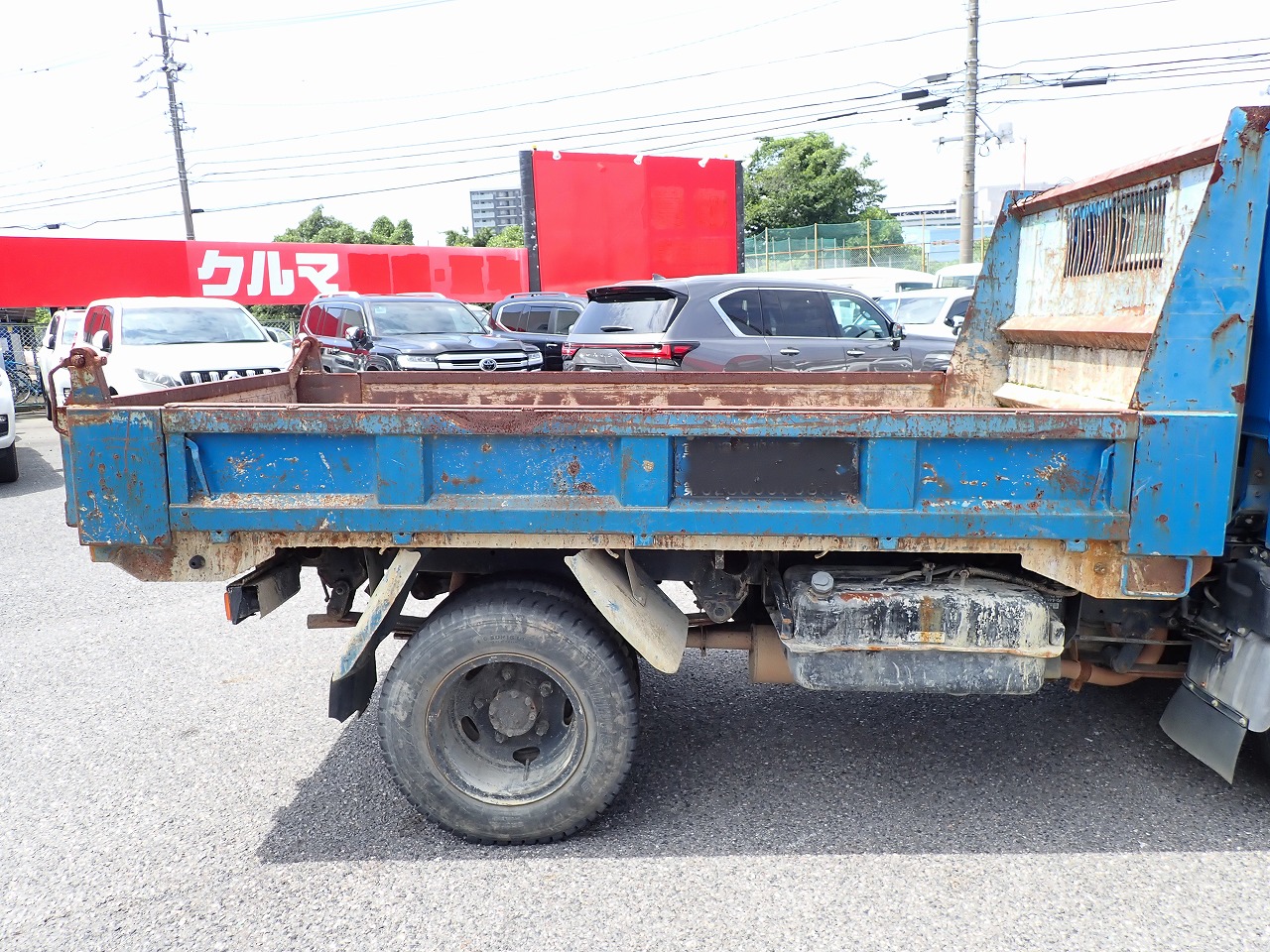 MITSUBISHI Canter