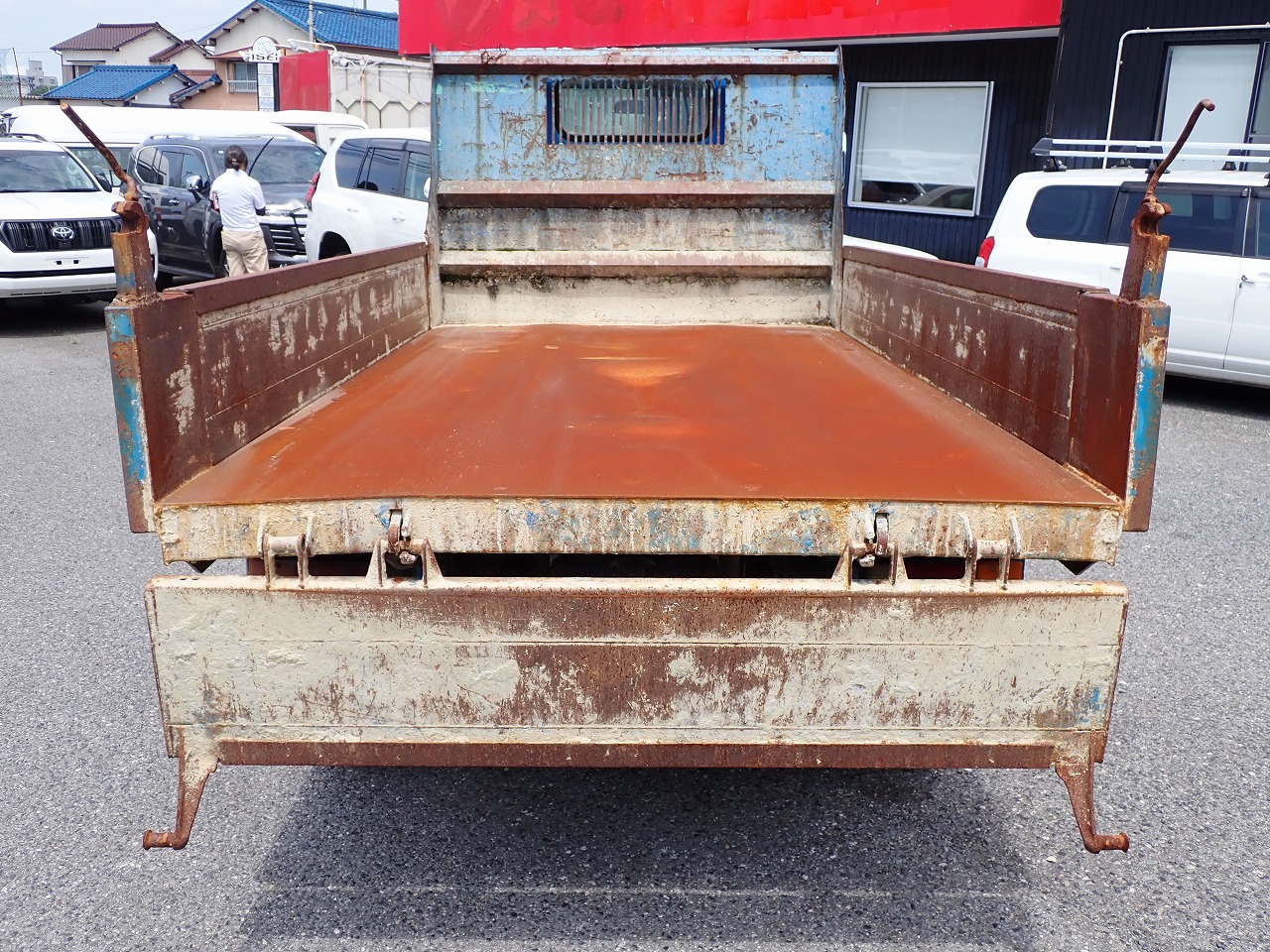 MITSUBISHI Canter