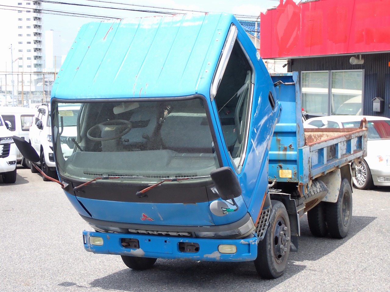 MITSUBISHI Canter
