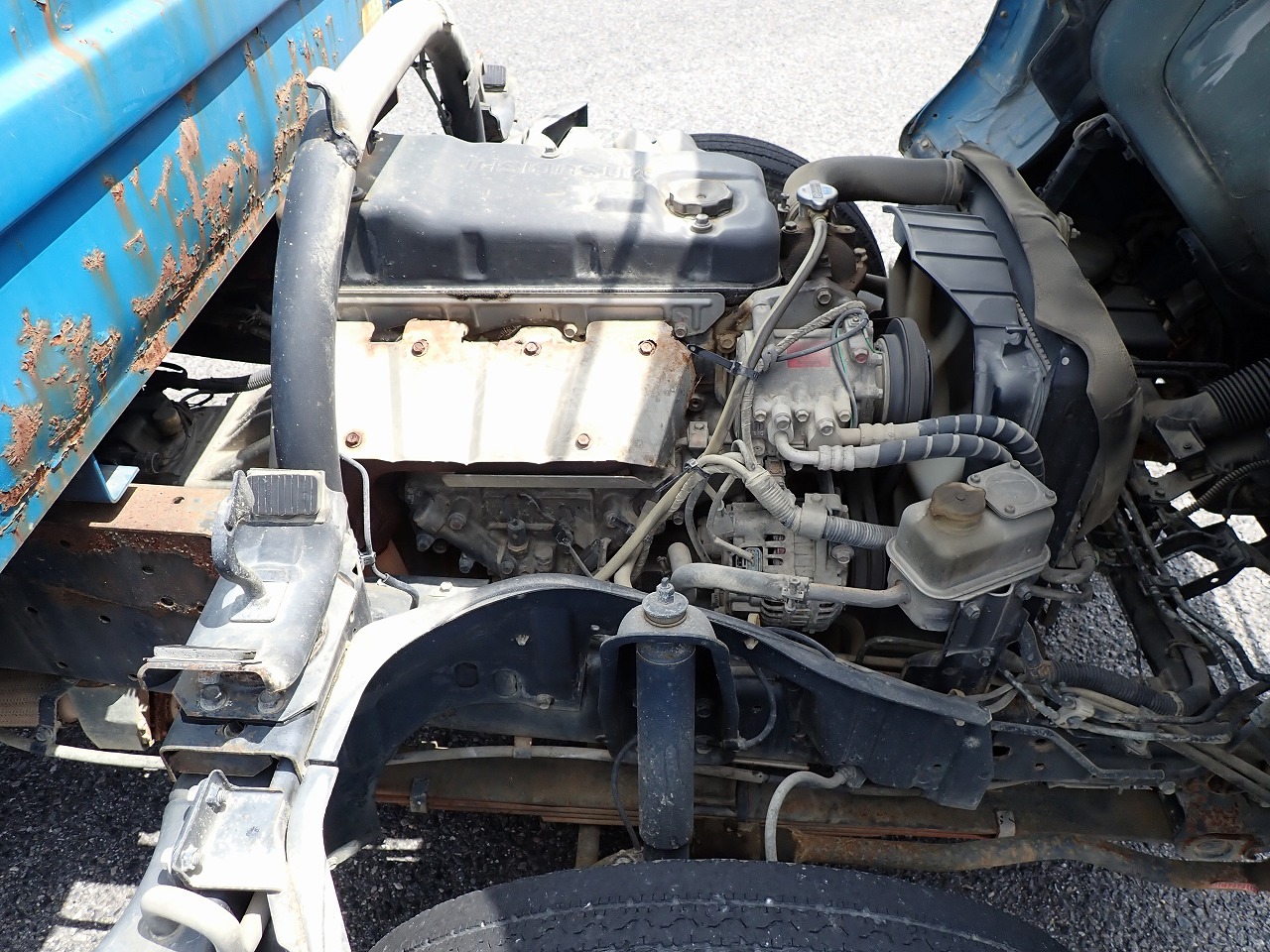 MITSUBISHI Canter