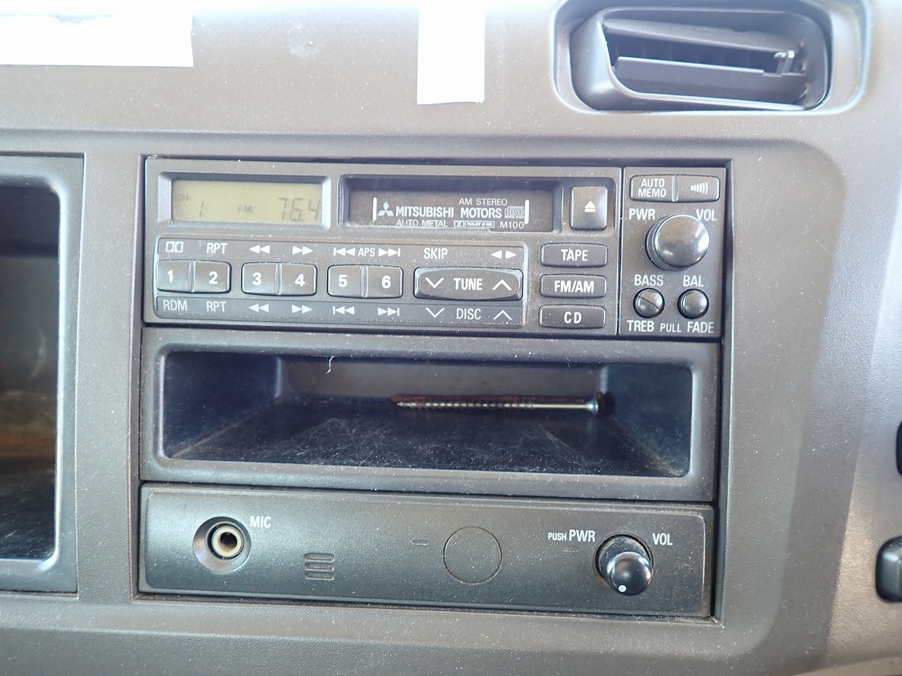 MITSUBISHI Rosa