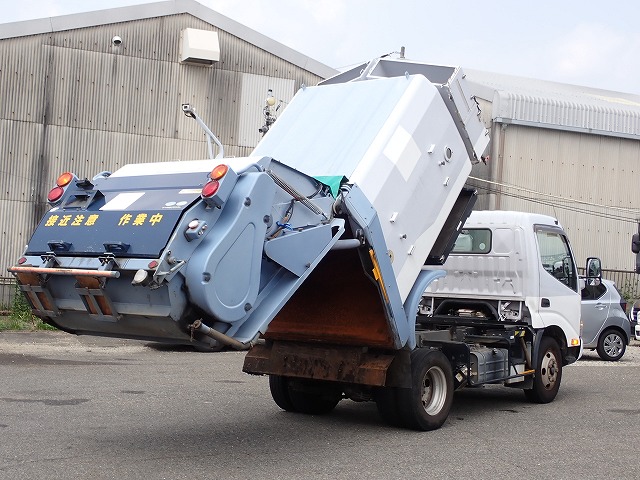 HINO Dutro