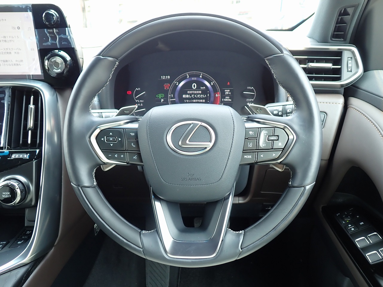 LEXUS LX 600