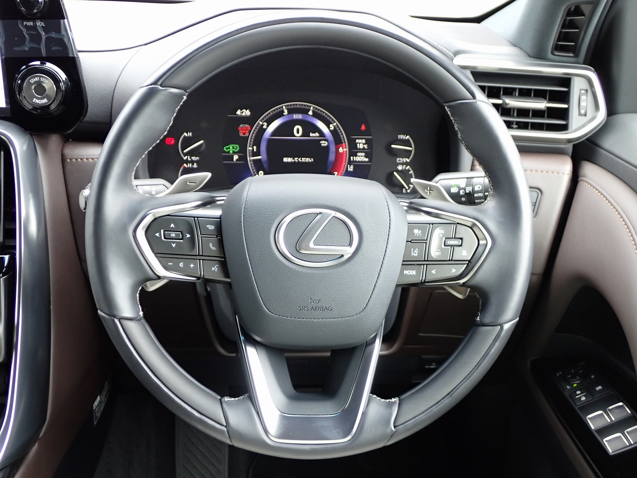 LEXUS LX 600