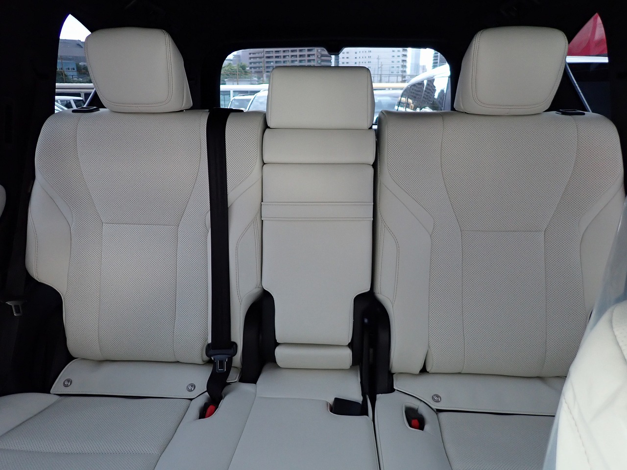 LEXUS LX 600
