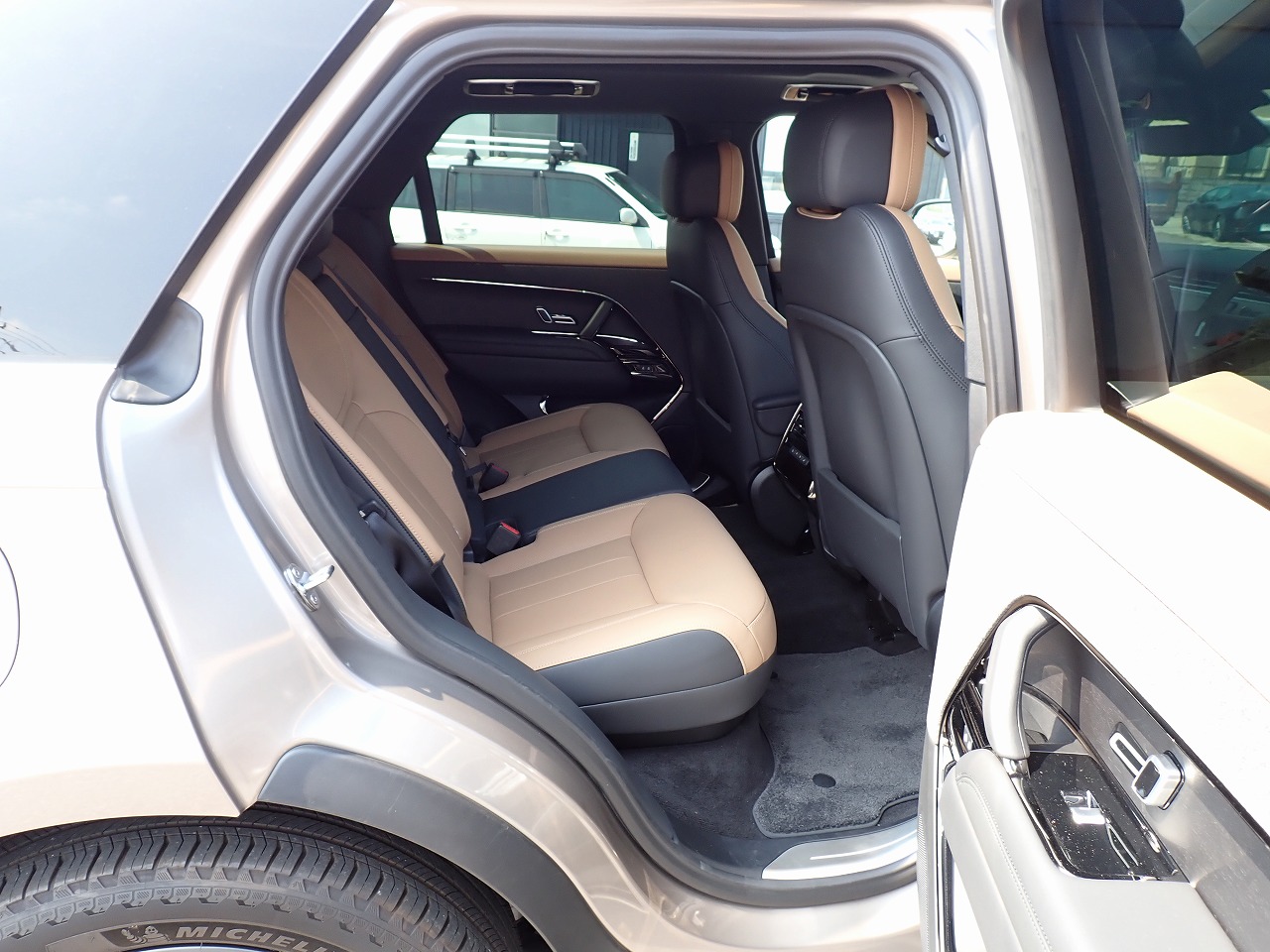 LAND ROVER RANGE ROVER