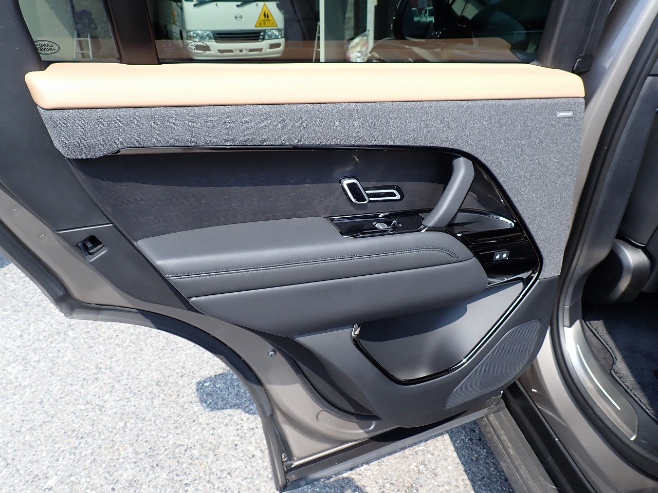 LAND ROVER RANGE ROVER