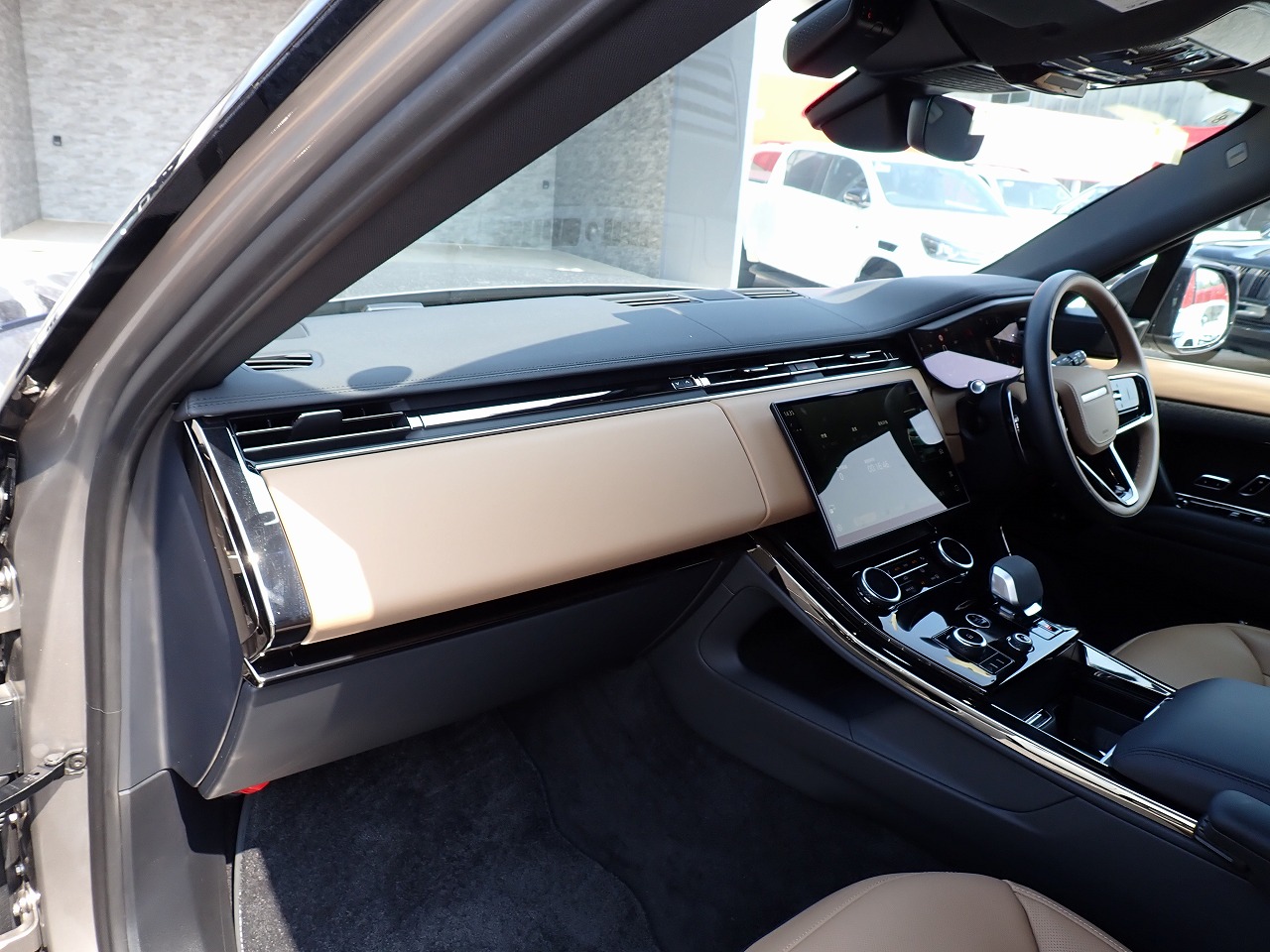 LAND ROVER RANGE ROVER
