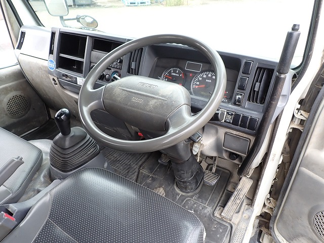 ISUZU Elf Truck