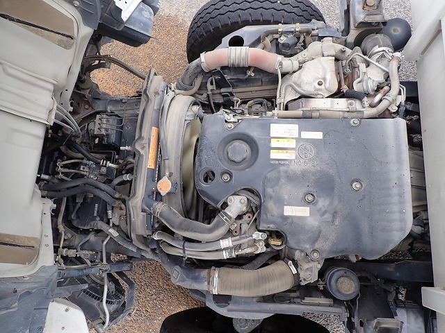 ISUZU Elf Truck