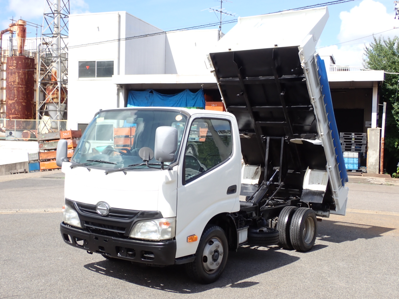 HINO Dutro