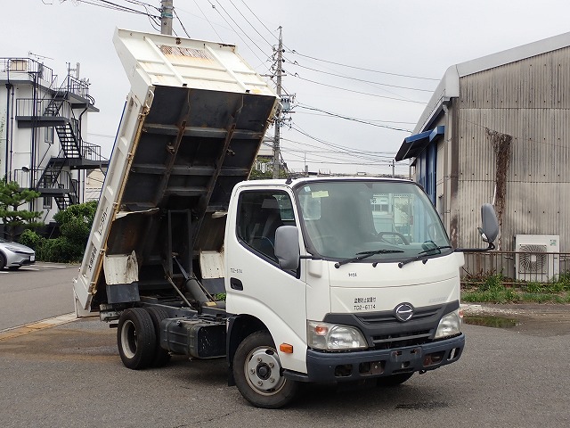 HINO Dutro