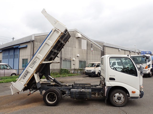 HINO Dutro