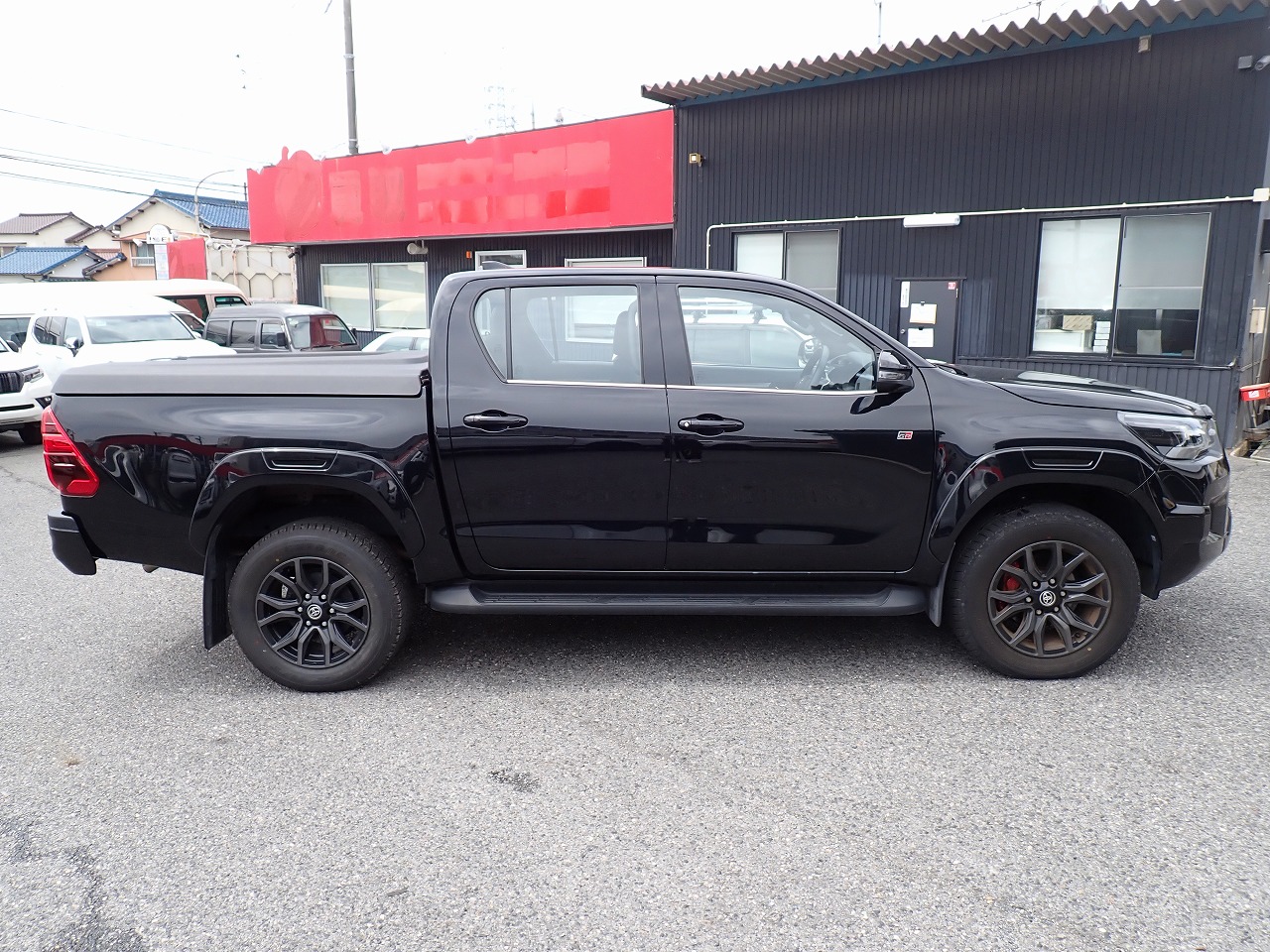 TOYOTA Hilux