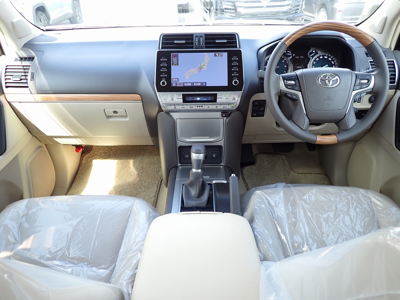 TOYOTA Land Cruiser Prado