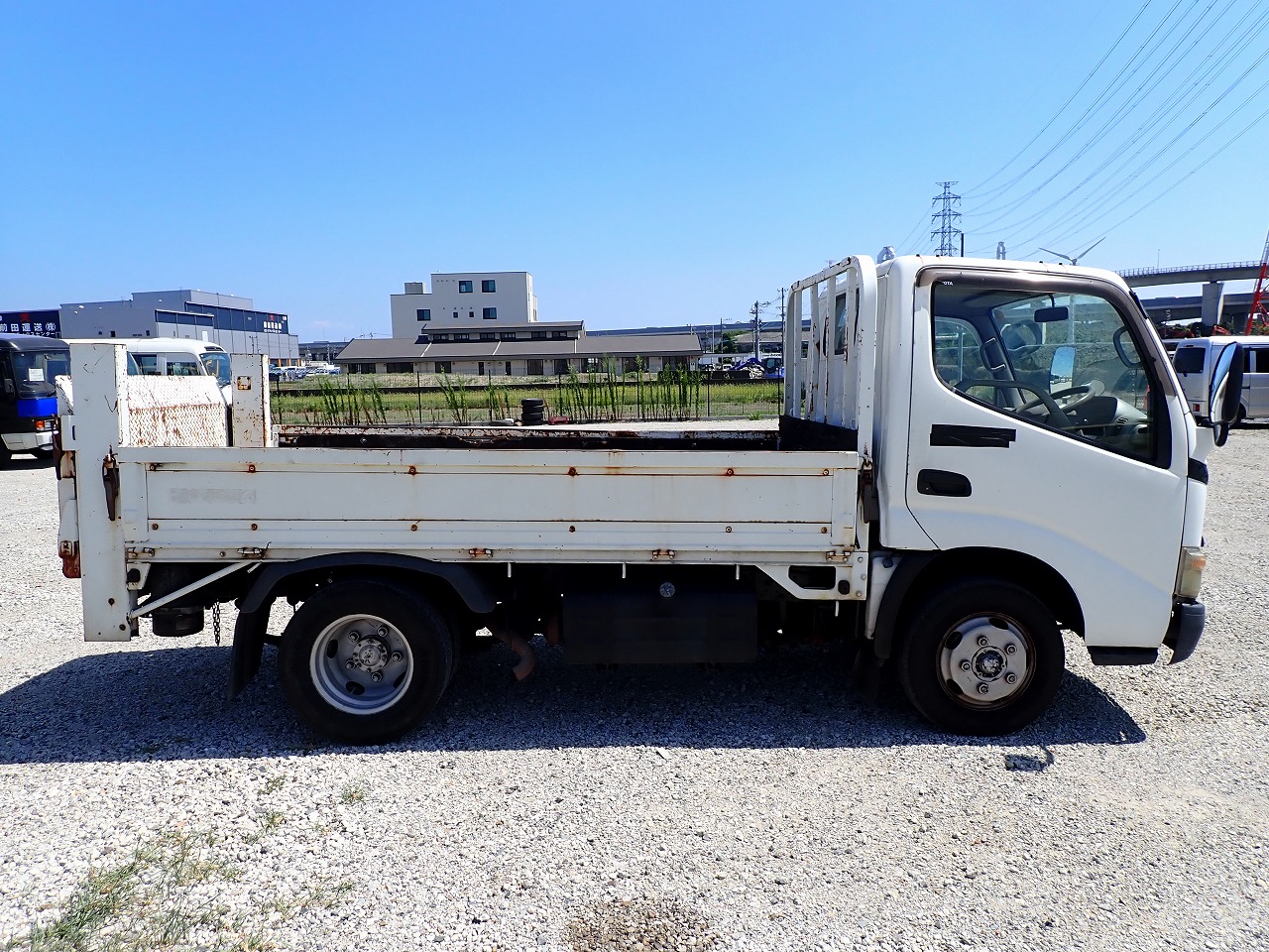 TOYOTA Dyna Truck