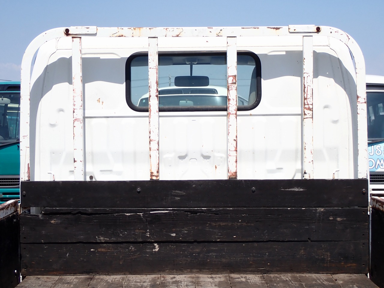 TOYOTA Dyna Truck