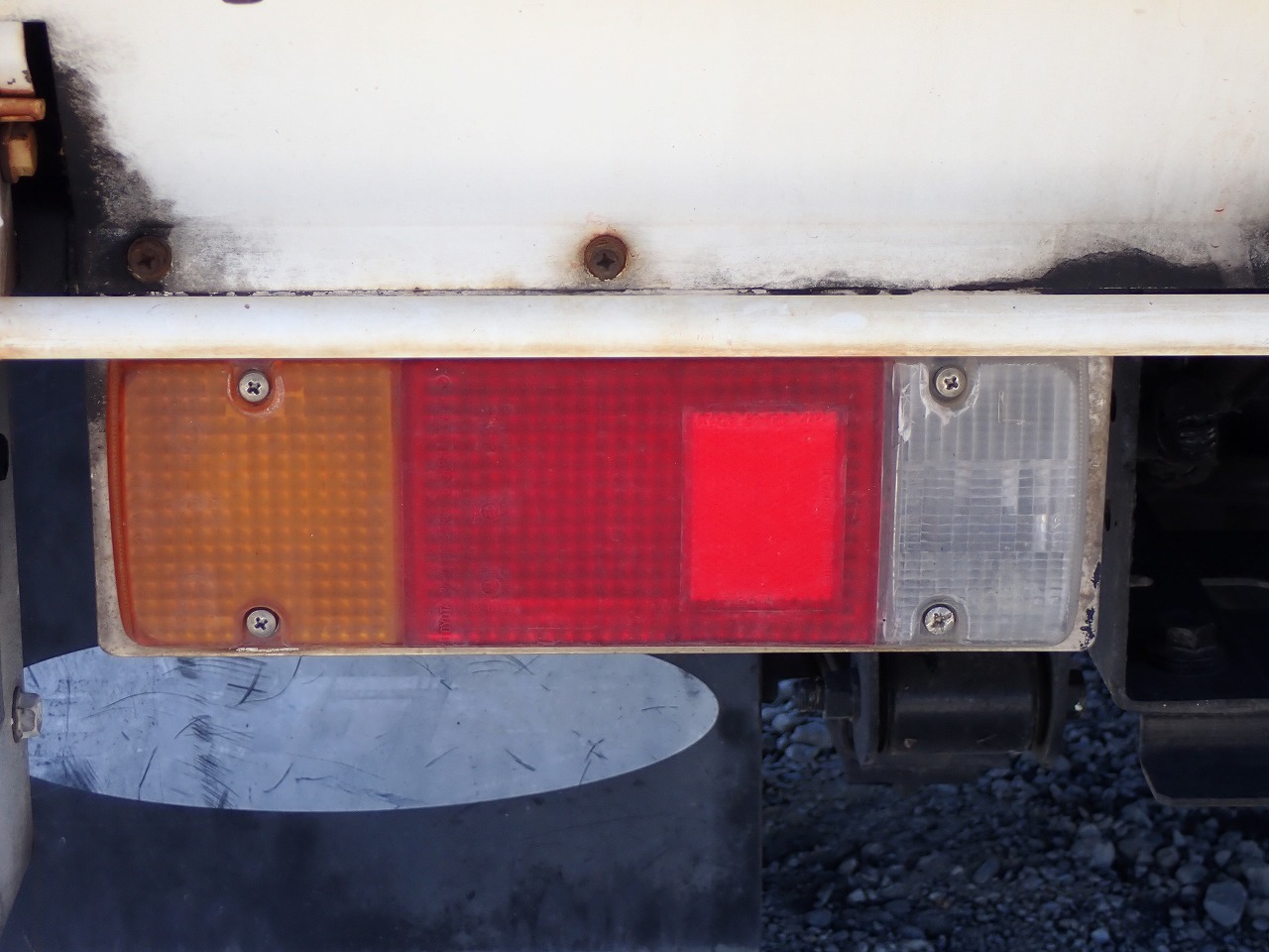 TOYOTA Dyna Truck