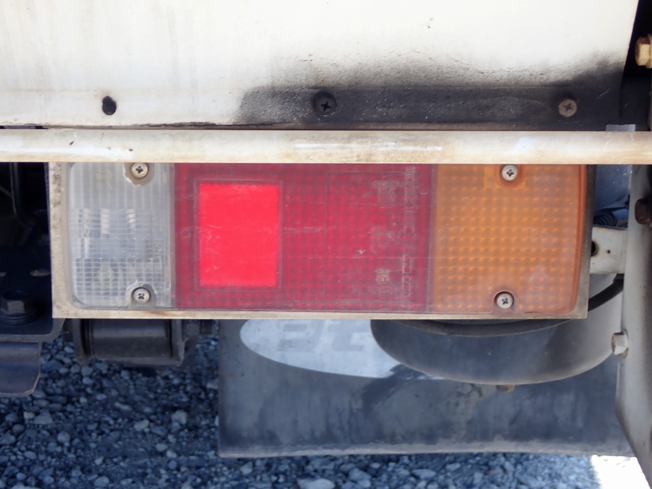 TOYOTA Dyna Truck