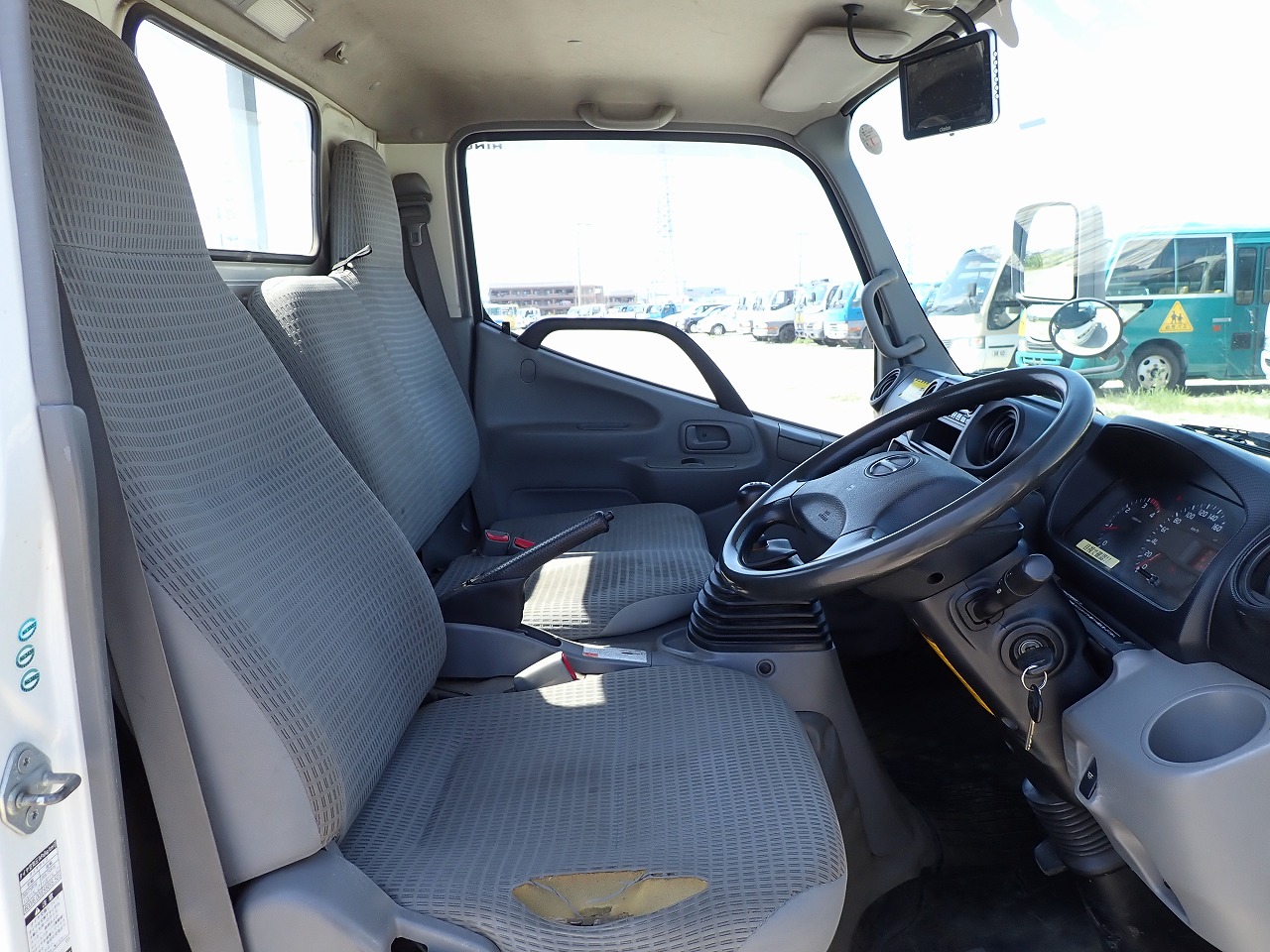 HINO Dutro