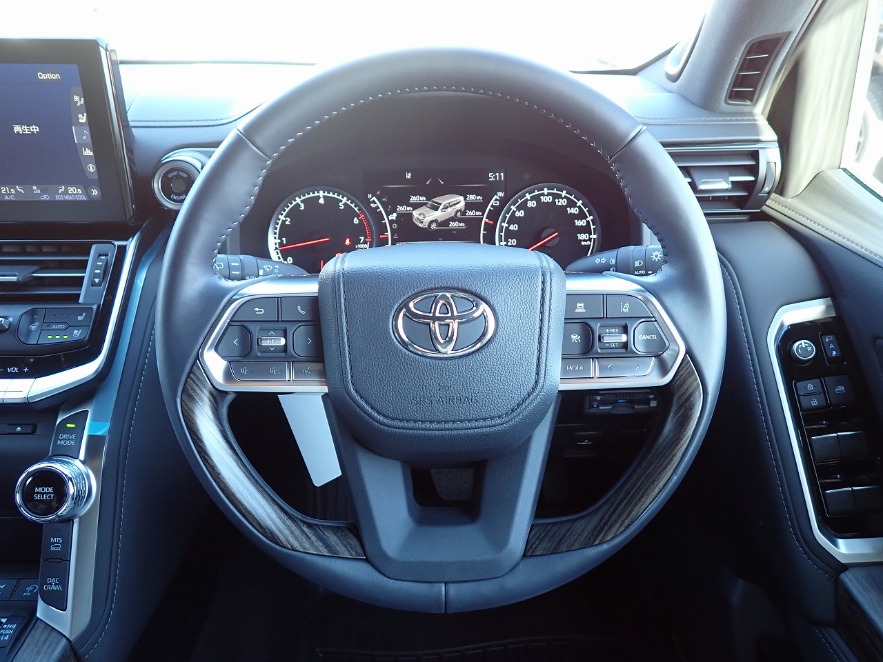 TOYOTA Land Cruiser