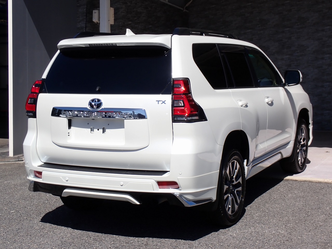 TOYOTA Land Cruiser Prado