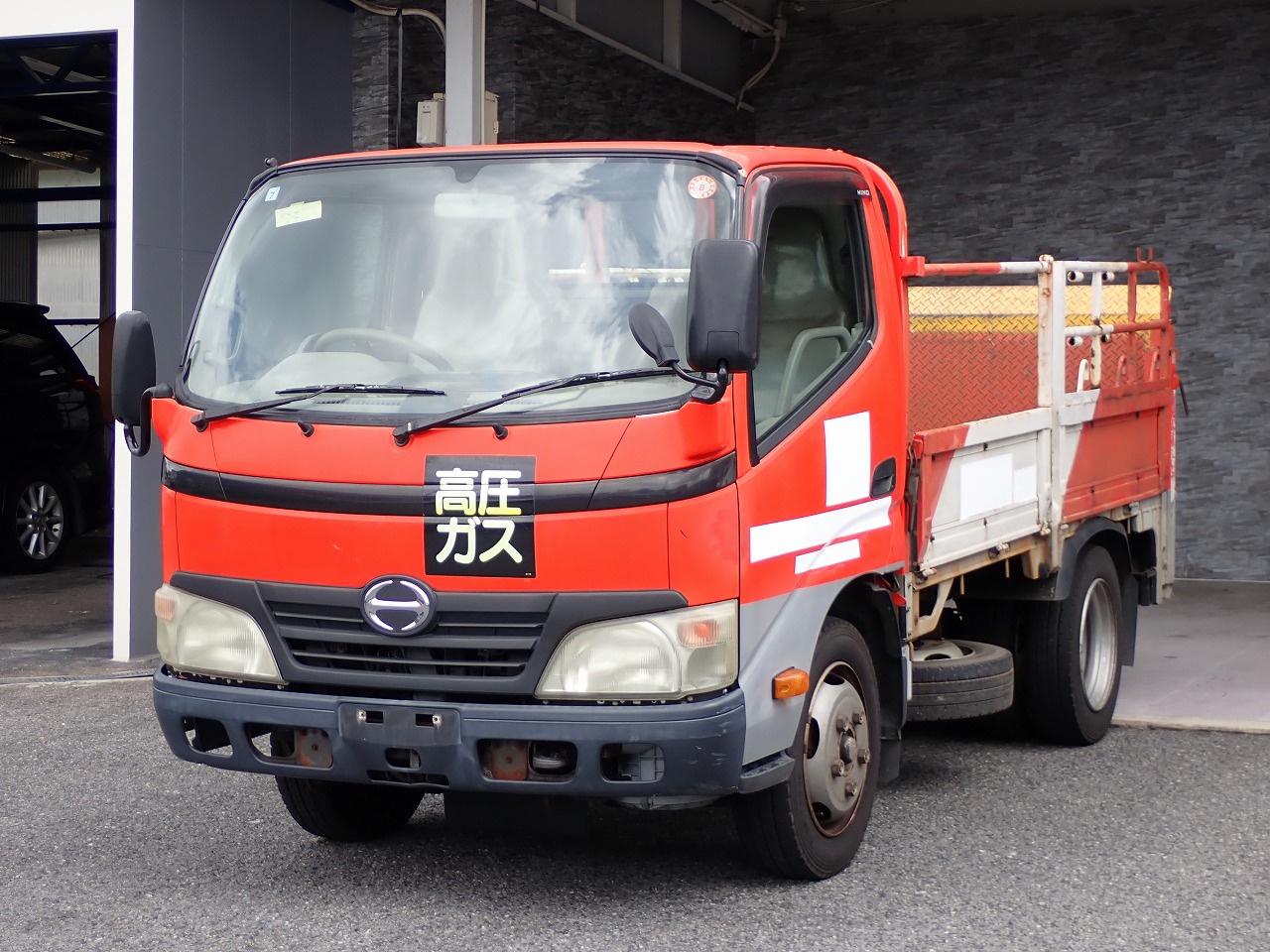 HINO Dutro