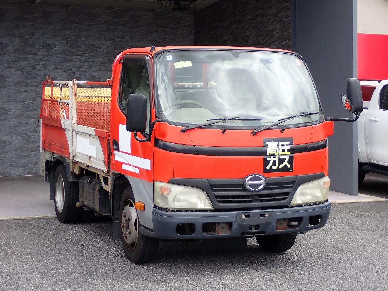 HINO Dutro