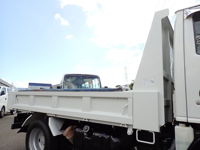 ISUZU Elf Truck