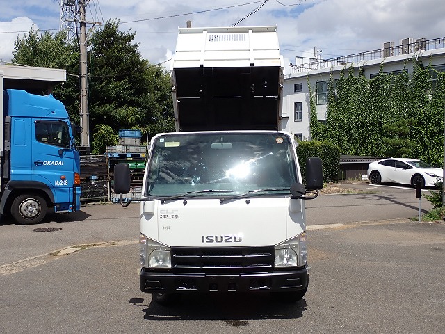 ISUZU Elf Truck