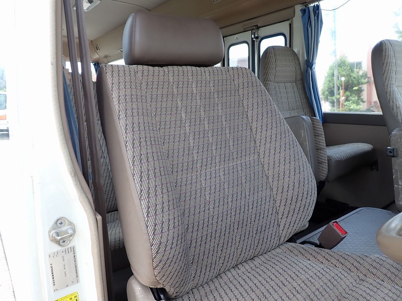 TOYOTA Coaster