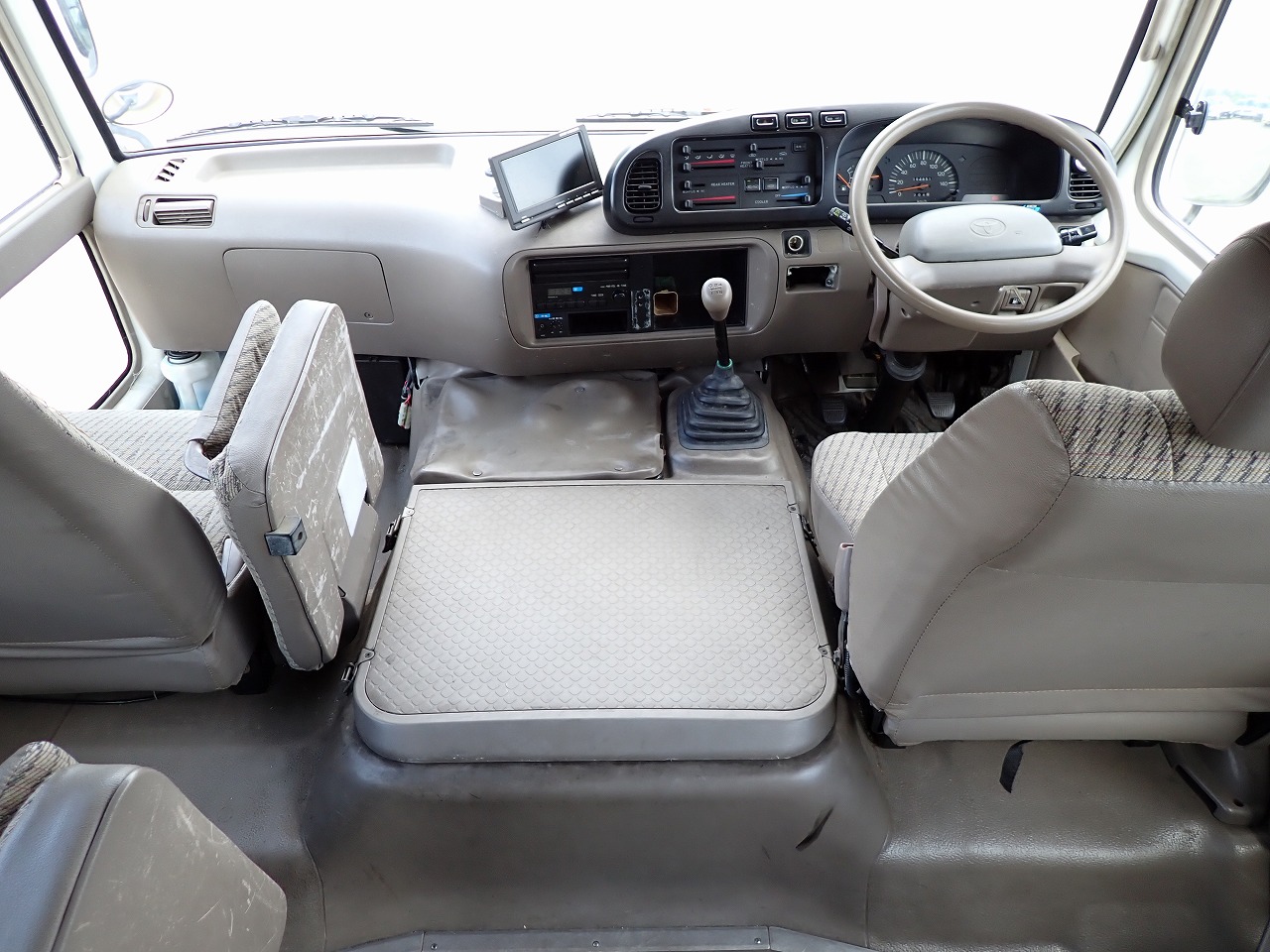 TOYOTA Coaster