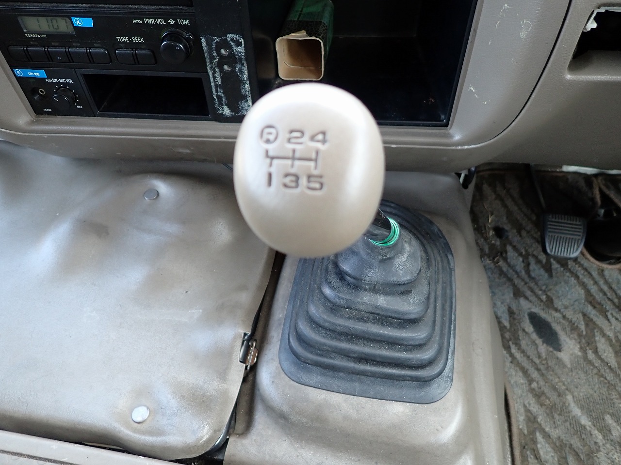TOYOTA Coaster