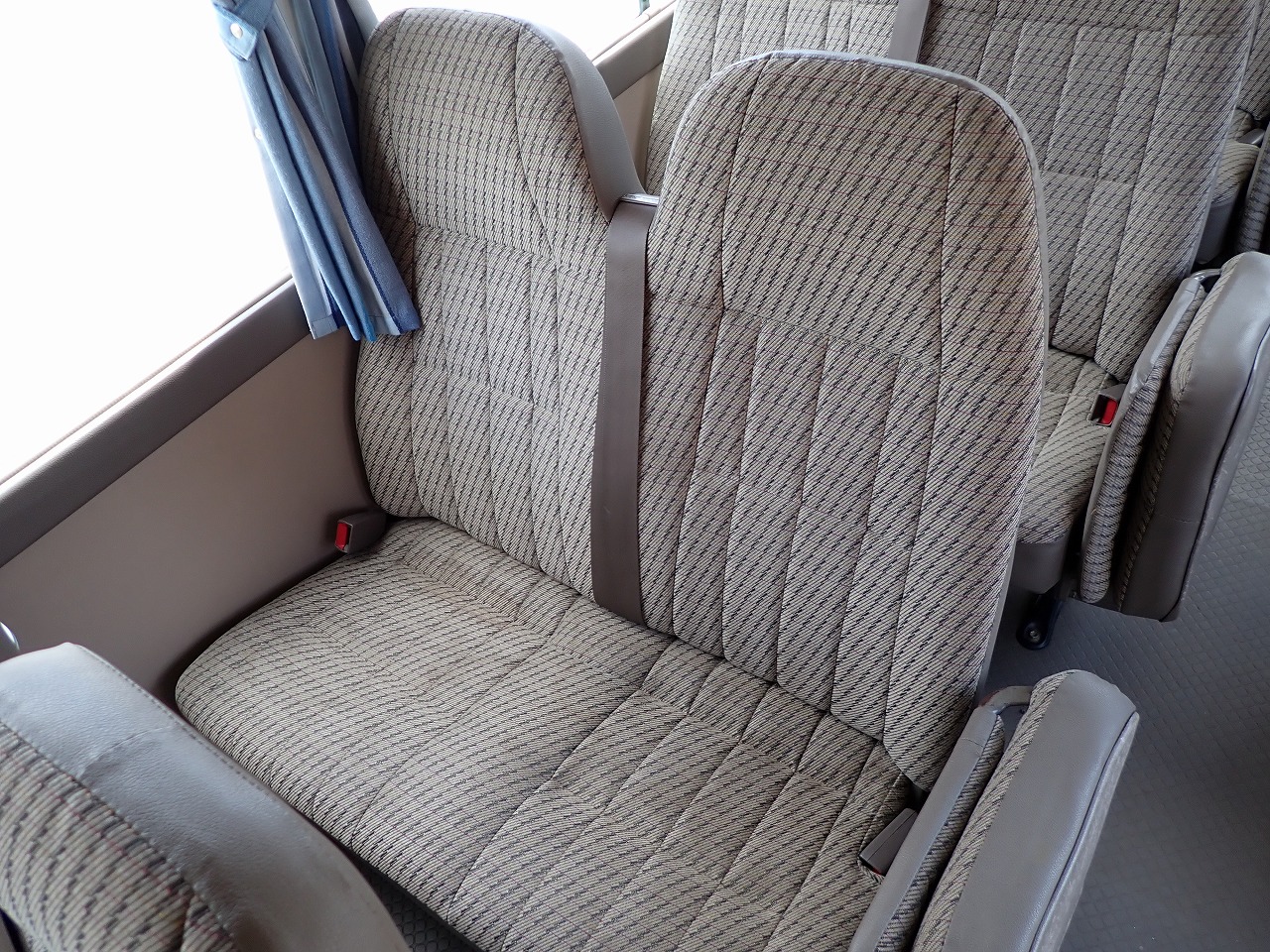 TOYOTA Coaster