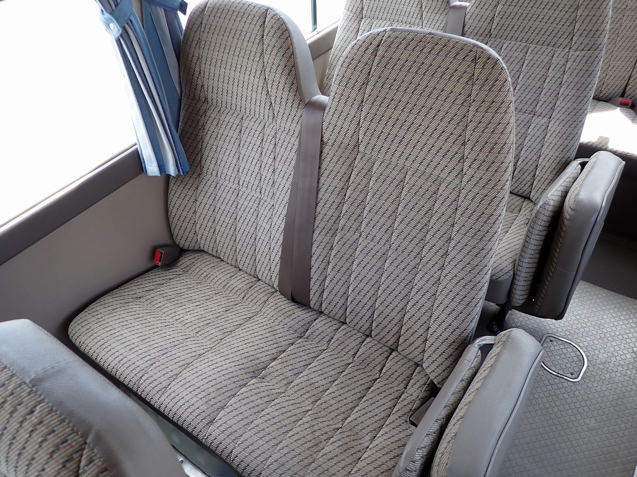 TOYOTA Coaster